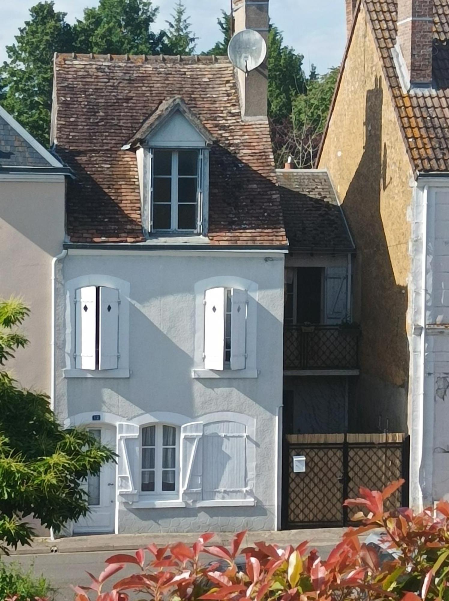 La Maison Au Bord De L'Eau Gracay المظهر الخارجي الصورة